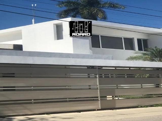 CASA EN VENTA PARA RESIDENCIA U OFICINAS EN CAMPESTRE