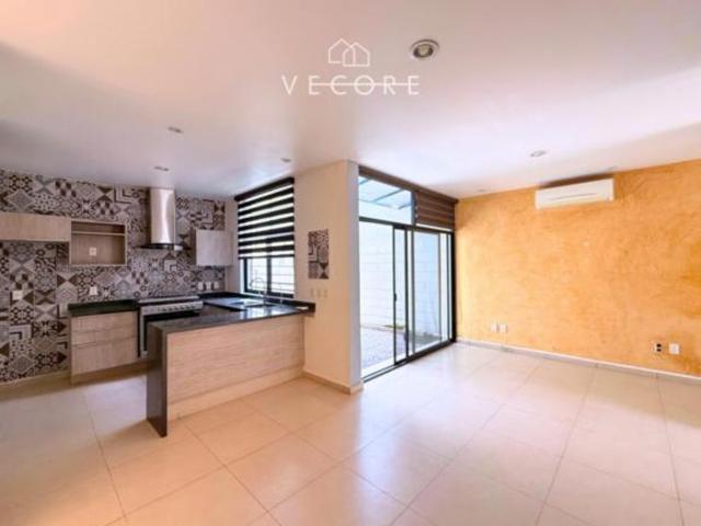CASA EN VENTA, PARQUE LA TIJERA, TLAJOMULCO DE ZÚÑIGA