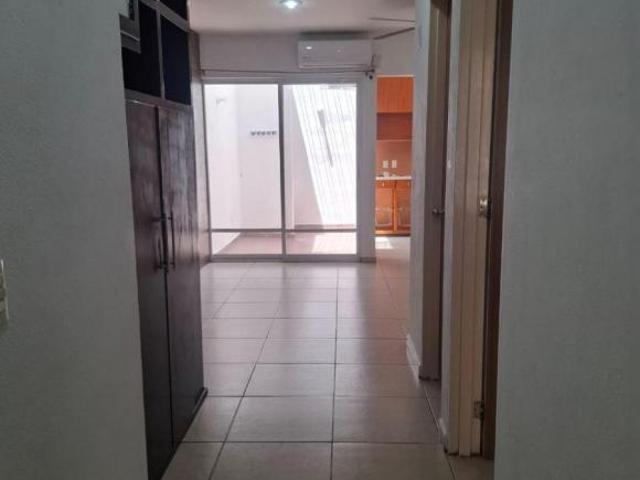 Casa en venta, Parques del Palmar / Valle de La Misericordia, Tlaquepaque | RCV 2357