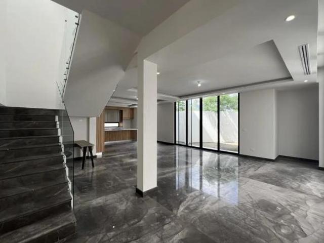 CASA EN VENTA PEDREGAL DE LA MONTAÑA ZONA CARRETERA NACIONAL MONTERREY