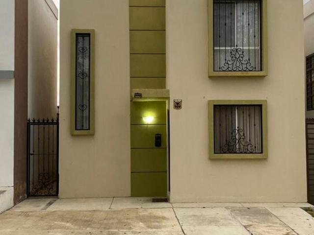Casa en Venta, Pedregal de San Agustin se encuentra en excelentes condiciones