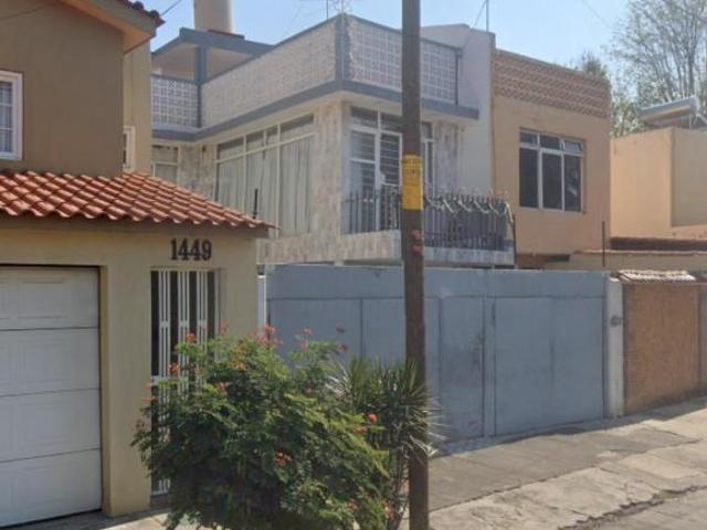 Casa en venta Pino Suárez Sur, La luneta, Zamora, Michoacán, Recuperación Bancaria