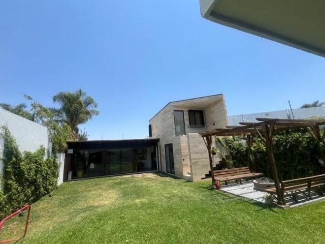 Casa en venta Porta Fontana, jardin amplio y salon de juegos, zona norte, León Gto