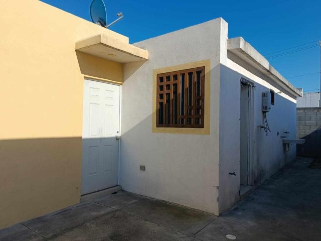Casa en Venta. Praderas de Oriente en Ju?rez, Nuevo Leon