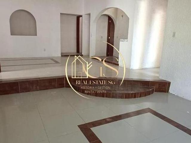 CASA EN VENTA PRADERAS DE LA HACIENDA CELAYA