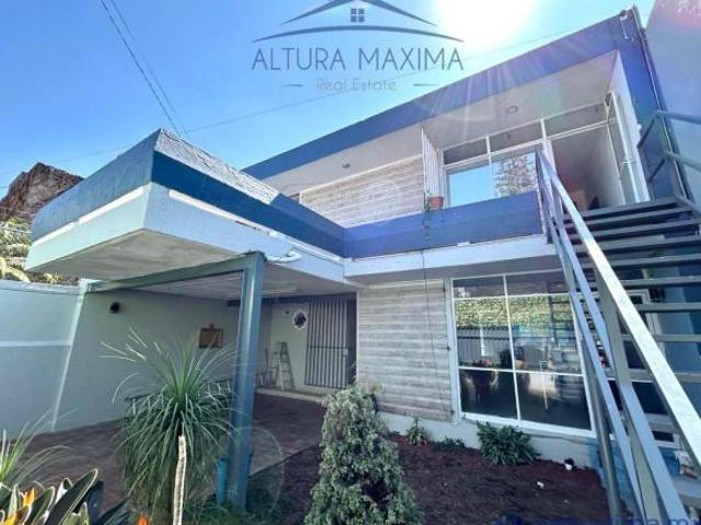 Casa en Venta Prados Providencia Ideal para Consultorios u Oficinas