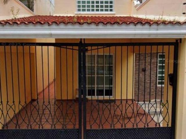 Casa en Venta PRIVADA CRATER 13, CANCUN, QUINTANA ROO MÉXICO, CP:77505