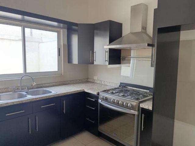 CASA EN VENTA PRIVADA ACUEDUCTO SANTA CATARINA