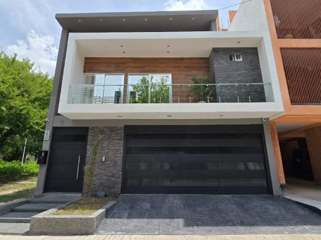 CASA EN VENTA,PRIVADA BLVD LAGUITOS, 4 RECAMARAS, TUXTLA GUTIERREZ, CHIAPAS