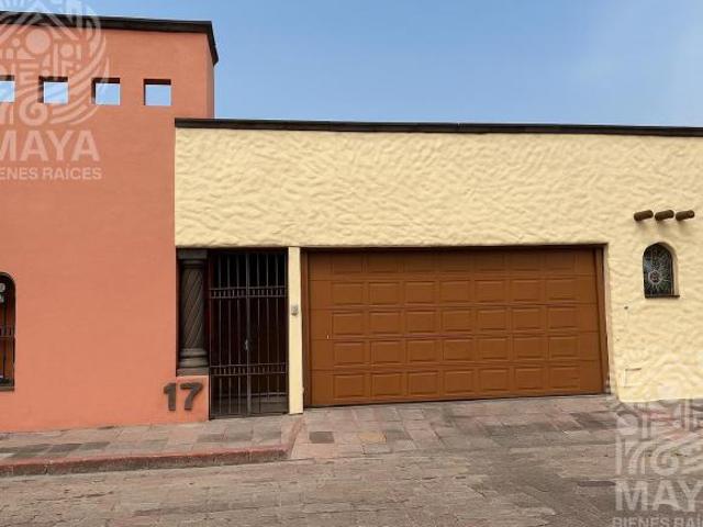 Casa en VENTA Privada Independencia Jardines de Querétaro CASA HILDA
