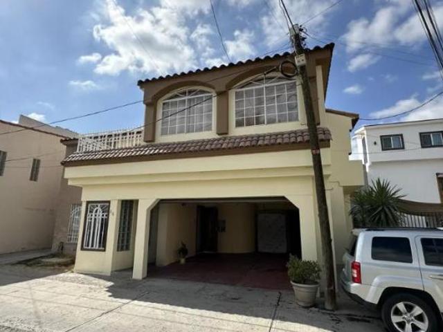 CASA EN VENTA PRIVADA OLIVAR