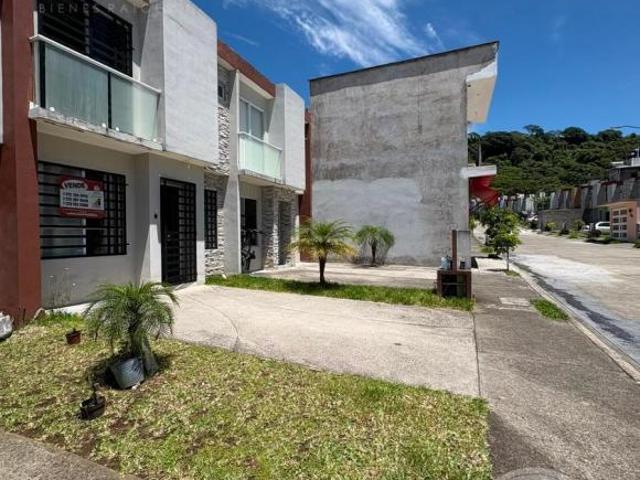 CASA EN VENTA PRIVADA TULSA VALLE ALEGRE IXTACZOQUITLAN, VERACRUZ