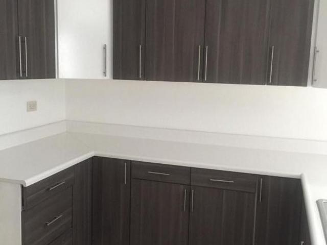 CASA EN VENTA, PRIVADA VALLE DEL PEDREGAL, A MEDIA CUADRA DE FLAMINGOS
