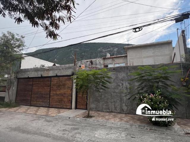 Moderna Casa en Venta Provileon en Escobedo, Nuevo León Lista para habitar porton electrico 2 pisos