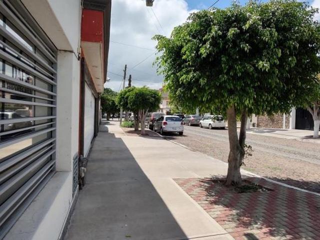 Casa en Venta Querétaro Colonia Cimatario 1a. sección USO MIXTO