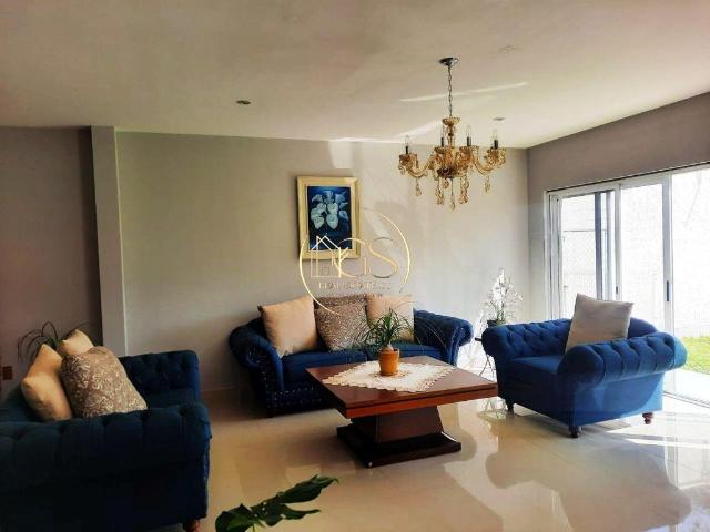 CASA EN VENTA QUINTAS SANTA MARIA CELAYA