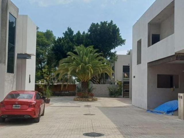 CASA EN VENTA RANCHO CORTÉS $7,500,000