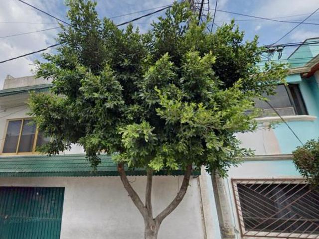 Casa en Venta, Recuperación Bancaria, Santa Rosa, Gustavo A. Madero, CDMX MEXICO. ADE