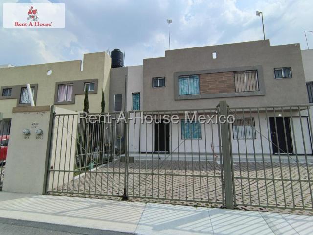 Casa en Venta Real Granada 5ta Seccion Tecamac AC 27 1153