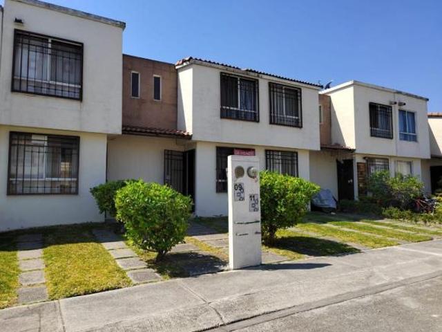 CASA EN VENTA REAL SANTA FE CON ALBERCA Y VIGILANCIA