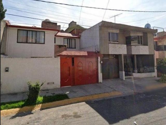 Casa en venta Rebeca 155, Unidad Victoria, Toluca NO SE ACEPTAN CREDITOS
