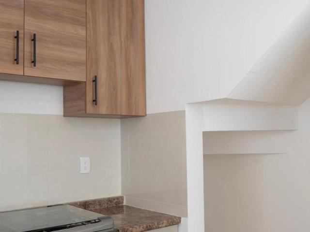 Casa en venta en privada cerca de Sam's Club Acceso Norte con 3 rec?maras y patio amplio