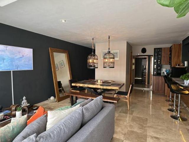 Casa en venta remodelada en Col. Chapalita Zapopan