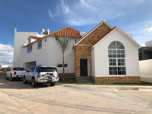 Casa en venta / Renta de alto lago