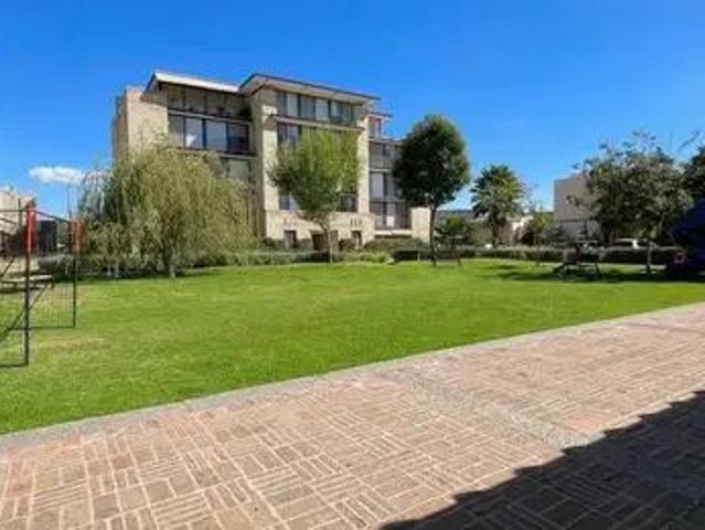 Casa En Venta / Renta En Arco De Piedra Jurica