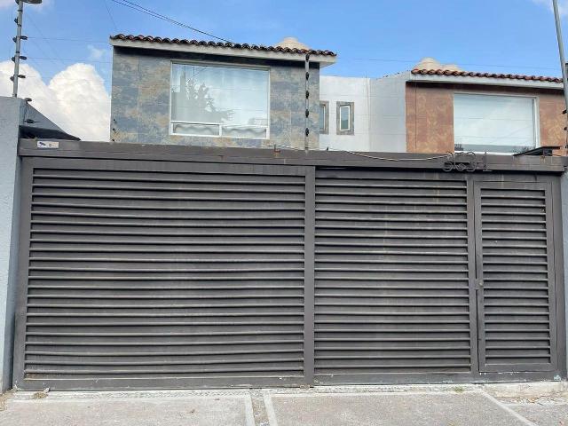 Casa en venta/ renta en Lomas de Valle Dorado, Tlalnepantla