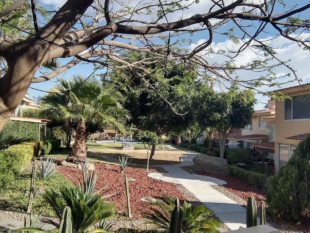 ✨ CASA EN VENTA RENTA, FRACC PRIVADO JARDINES DE JURIQUILLA ✨