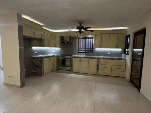 CASA EN VENTA FRENTE AL PARQUE RESERVA CUMBRES RECIDENCIAL ACRES LINCOLN,MONTERREY
