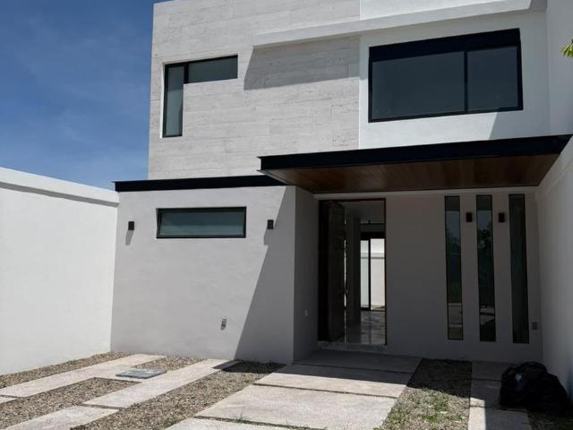 CASA EN VENTA RESIDENCIAL MAYORCA, LE?N GUANAJUATO