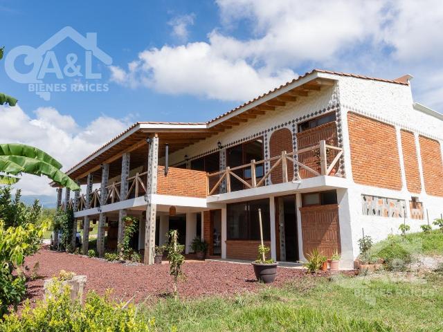 Casa en Venta Residencial Monarca