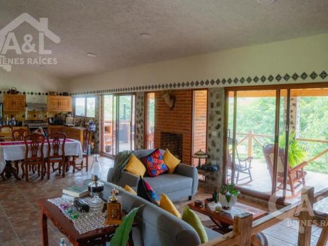 Casa en Venta Residencial Monarca