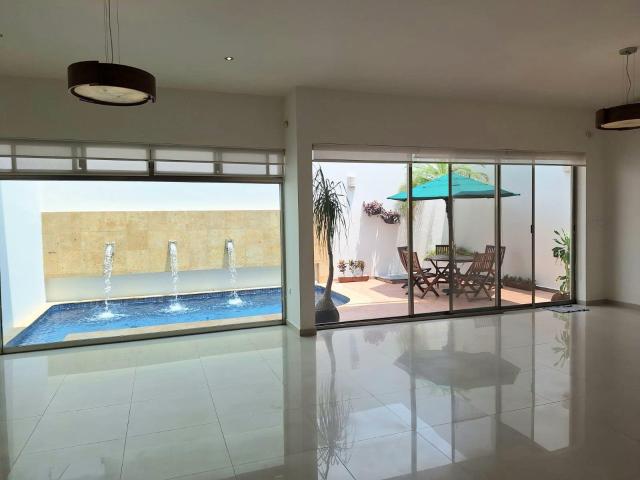 CASA EN VENTA RESIDENCIAL EL COUNTRY VILLAHERMOSA CON ALBERCA PROPIA