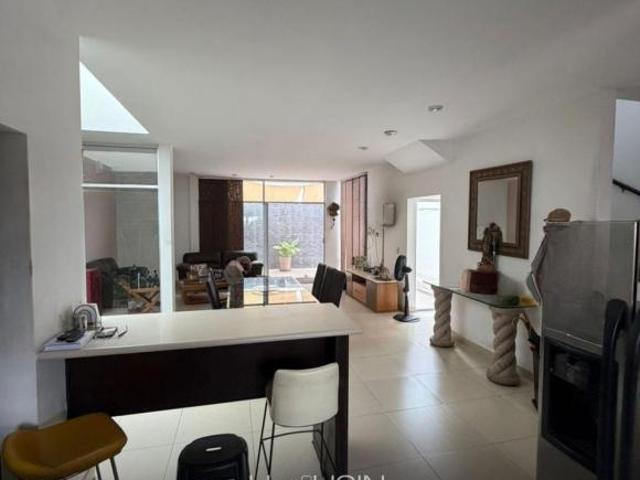 Casa en VENTA, Residencial Las Glorias. Salamanca, Gto