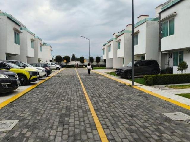 CASA EN VENTA RESIDENCIAL PRIMAVERA I, OTZOLOTEPEC, VALLE DE TOLUCA
