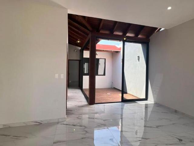 Casa en venta Residencial Real de Comala cerca Pueblo mágico 2 recamaras 2 baños en Comala