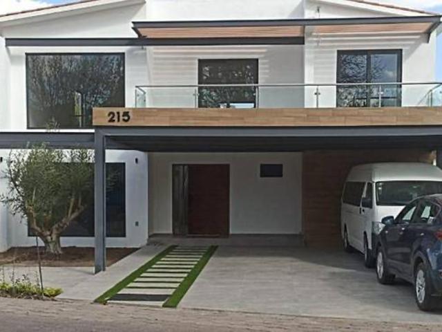 CASA EN VENTA, RESIDENCIAL SAN GIL, SAN JUAN DEL RÍO, QUERÉTARO