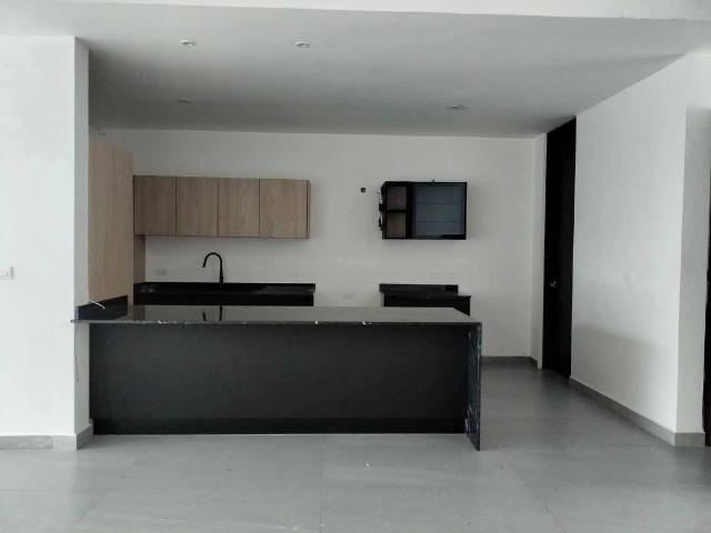 CASA EN VENTA RESIDENCIAL VILLA BRISA / ZONA SUR