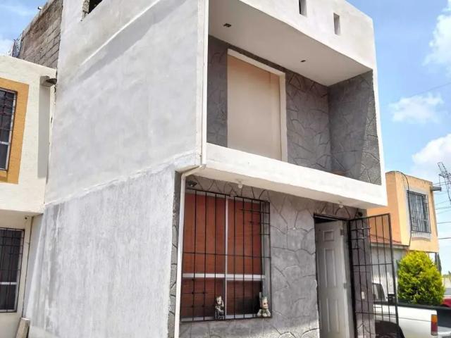 CASA EN VENTA RINCONADA DEL VALLE. TEMOAYA