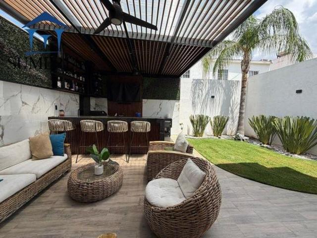 Casa en Venta – Rinconadas del Valle