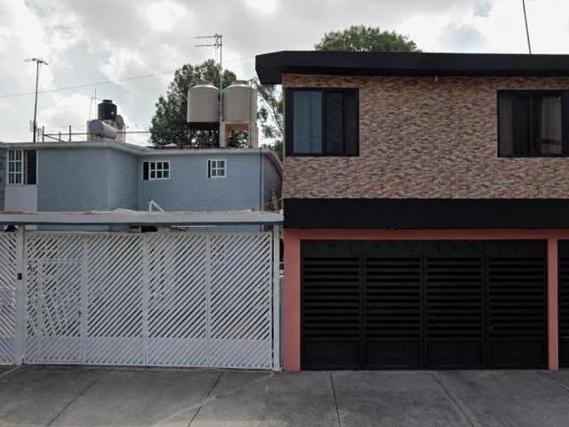 CASA EN VENTA ROSA ZARAGOZA, CULHUACÁN CTM SEXTA SECCIÓN