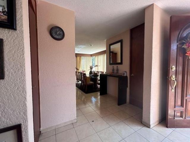 Casa en Venta, San Juan Tepepan