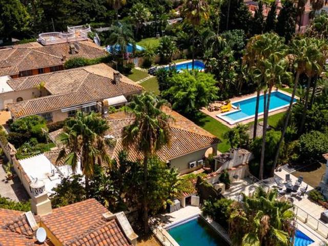 Casa en venta San Pedro de Alcántara, España