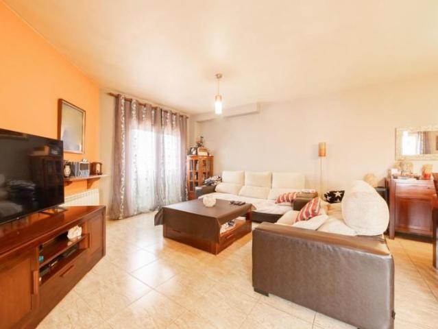 Casa en venta Sant Hipòlit de Voltregà