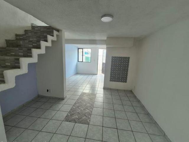 CASA EN VENTA SANTA MONICA 2 SECCION 4