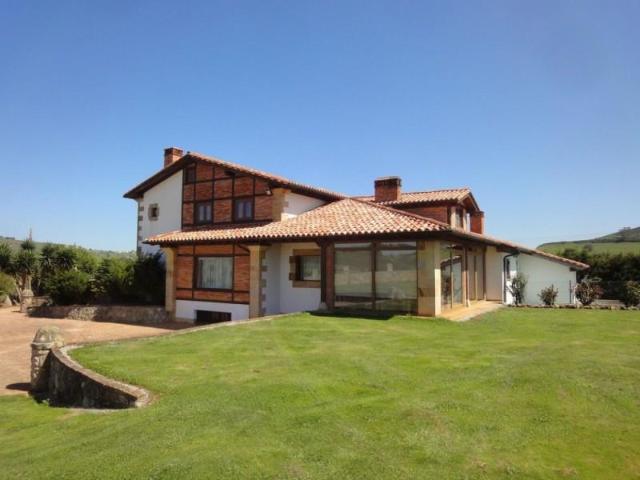 Casa en venta Santillana del Mar