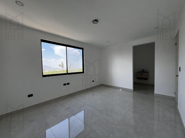 0505 Casa en Venta Santoral I, Garcia NL